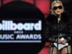 Je oller desto Straps - Madonnas rattenscharfer Billboard-Award-Auftritt